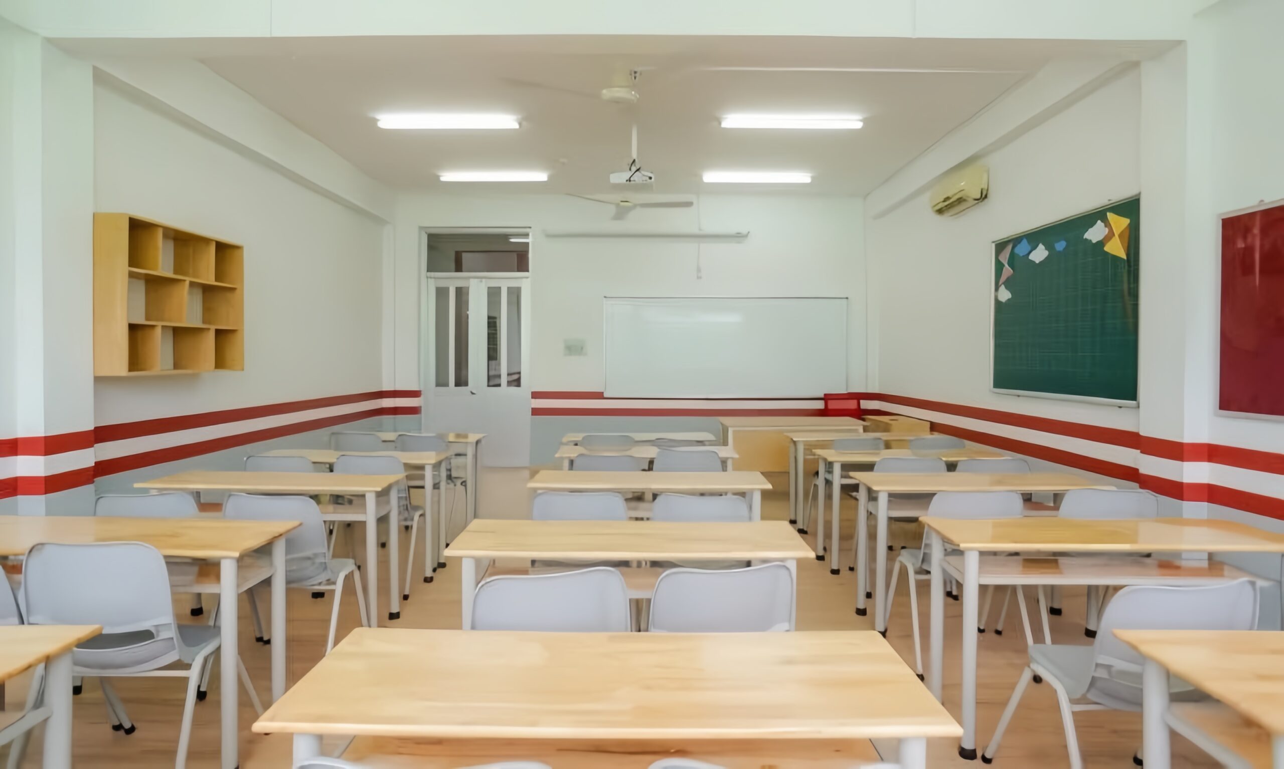 Tại Sao Cần Tuân Thủ Tiêu Chuẩn Ánh Sáng Trong Môi Trường Học Tập? một số sai lầm khi thiết kế hệ thống chiếu sáng trong phòng học